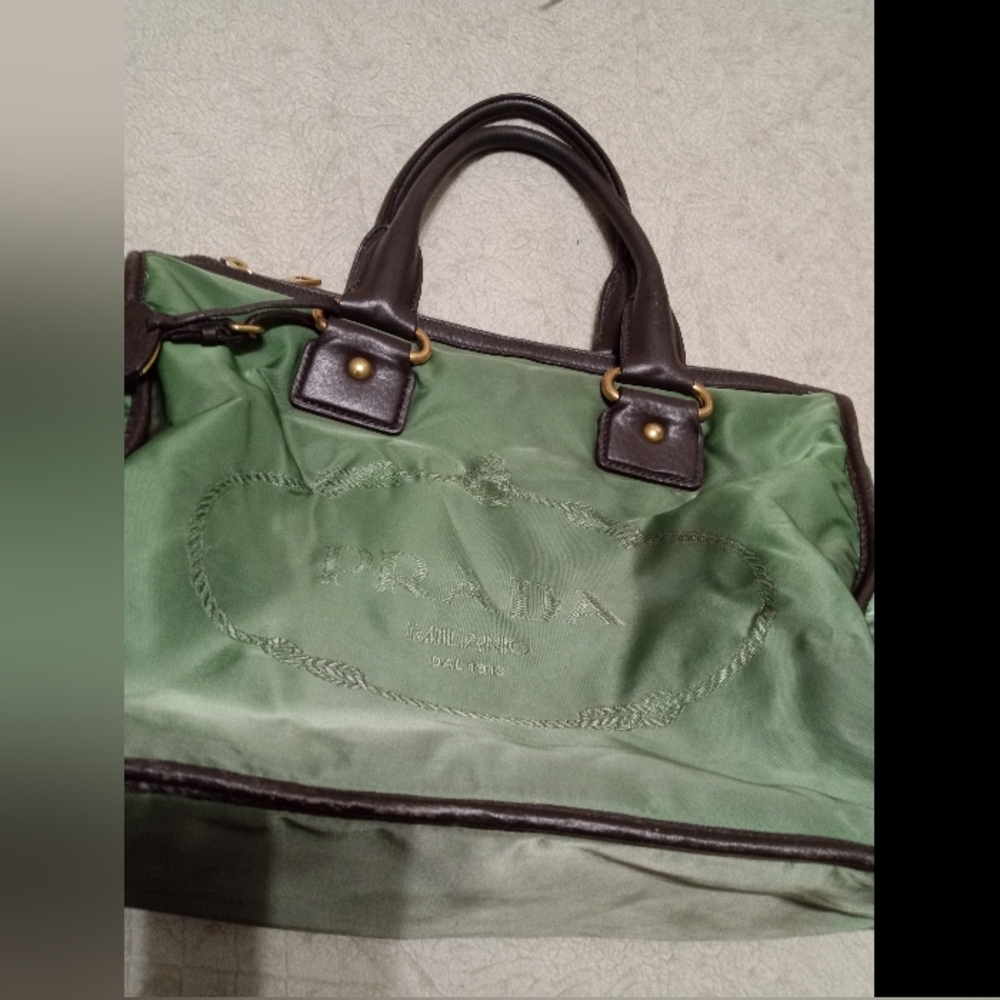 Prada Green Handbag purse - Picture 11 of 13